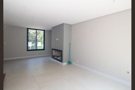 Casa à venda com 88m², 3 quartos e 2 vagas Casa à venda com 88m², 3 quartos e 2 vagasSala/Cozinha