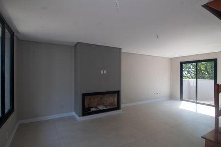 Casa à venda com 88m², 3 quartos e 2 vagas Casa à venda com 88m², 3 quartos e 2 vagasSala/Cozinha