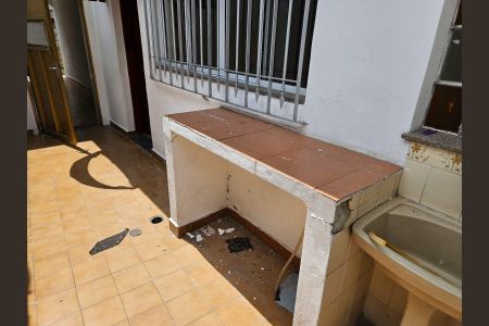 Casa à venda com 223m², 5 quartos e 4 vagasÁrea de Serviço externa