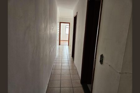 Casa à venda com 223m², 5 quartos e 4 vagasCorredor