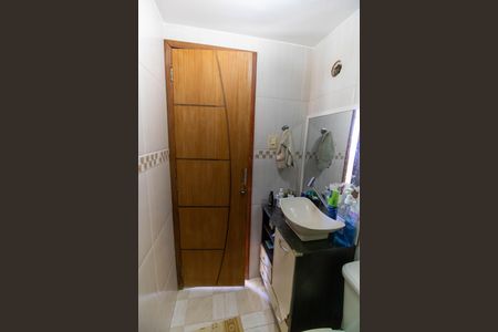 Apartamento à venda com 55m², 2 quartos e 1 vaga Apartamento à venda com 55m², 2 quartos e 1 vagaBanheiro