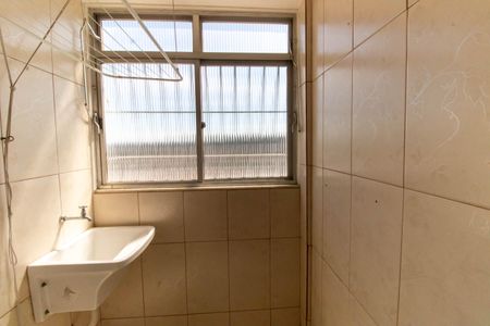 Apartamento à venda com 55m², 2 quartos e 1 vaga Apartamento à venda com 55m², 2 quartos e 1 vagaCozinha e Área de Serviço