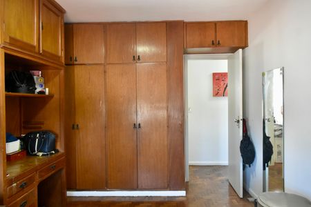Apartamento à venda com 95m², 3 quartos e 2 vagasQuarto 2
