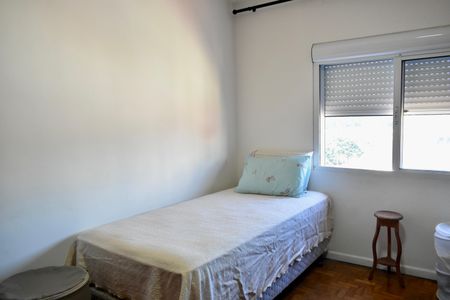 Apartamento à venda com 95m², 3 quartos e 2 vagasQuarto 2