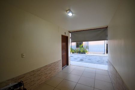 Casa para alugar com 83m², 2 quartos e 2 vagas Casa para alugar com 83m², 2 quartos e 2 vagasGaragem