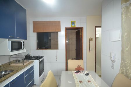 Casa para alugar com 83m², 2 quartos e 2 vagas Casa para alugar com 83m², 2 quartos e 2 vagasCozinha