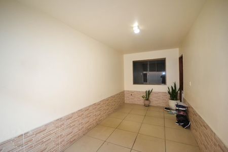 Casa para alugar com 83m², 2 quartos e 2 vagas Casa para alugar com 83m², 2 quartos e 2 vagasGaragem