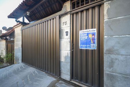 Casa para alugar com 83m², 2 quartos e 2 vagas Casa para alugar com 83m², 2 quartos e 2 vagasFachada