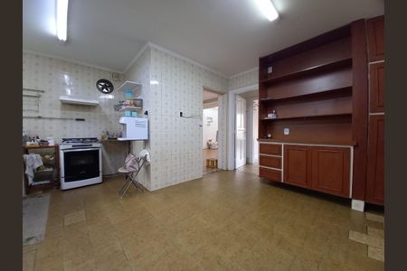 Casa à venda com 334m², 4 quartos e 2 vagas