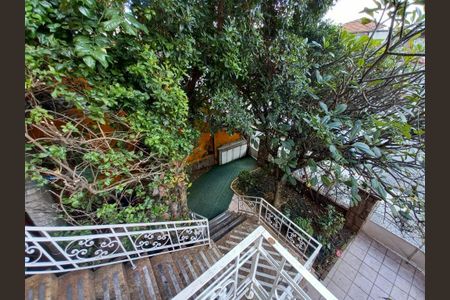 Casa à venda com 334m², 4 quartos e 2 vagas