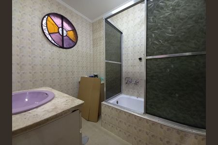 Casa à venda com 334m², 4 quartos e 2 vagas