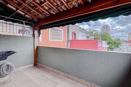 Casa à venda com 106m², 2 quartos e 1 vagaÁrea de Serviço