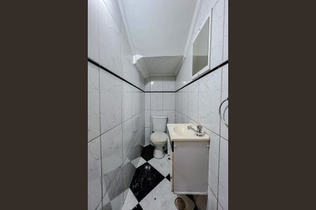 Casa à venda com 106m², 2 quartos e 1 vagaLavabo