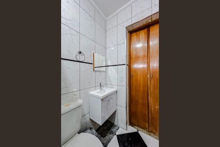 Casa à venda com 106m², 2 quartos e 1 vagaBanheiro da Suíte 1