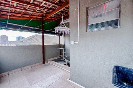 Casa à venda com 106m², 2 quartos e 1 vagaÁrea de Serviço