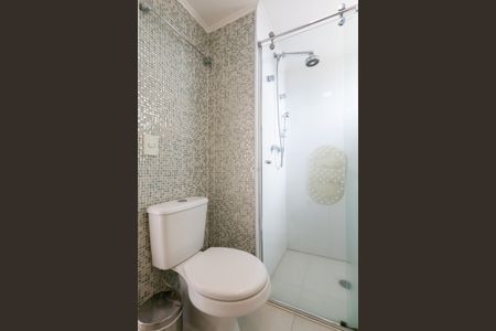 Apartamento à venda com 130m², 3 quartos e 2 vagas Apartamento à venda com 130m², 3 quartos e 2 vagasBanheiro da Suíte