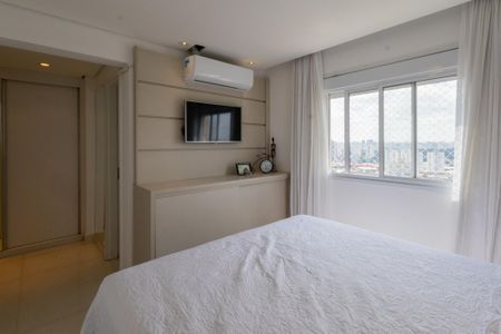 Apartamento à venda com 130m², 3 quartos e 2 vagas Apartamento à venda com 130m², 3 quartos e 2 vagasSuíte