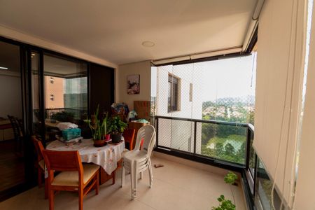 Apartamento à venda com 116m², 3 quartos e 2 vagasVaranda da Sala