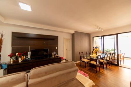 Apartamento à venda com 116m², 3 quartos e 2 vagasSala