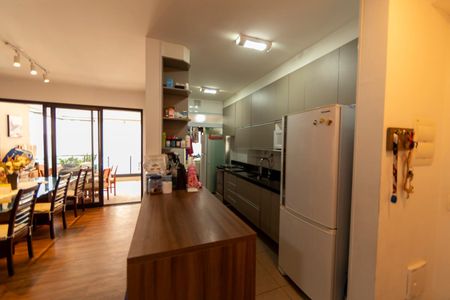 Apartamento à venda com 116m², 3 quartos e 2 vagasCozinha