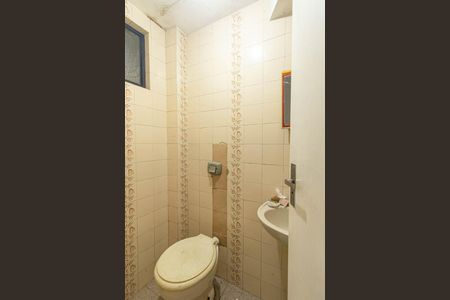 Casa para alugar com 50m², 1 quarto e sem vaga Casa para alugar com 50m², 1 quarto e sem vagaBanheiro