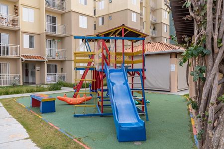Apartamento para alugar com 45m², 2 quartos e 1 vaga Apartamento para alugar com 45m², 2 quartos e 1 vagaÁrea comum - Playground