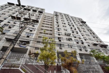 Apartamento para alugar com 57m², 2 quartos e 1 vagaFachada