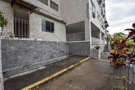 Apartamento para alugar com 57m², 2 quartos e 1 vagaFachada