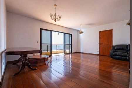 Apartamento para alugar com 166m², 4 quartos e 2 vagas Apartamento para alugar com 166m², 4 quartos e 2 vagasSala