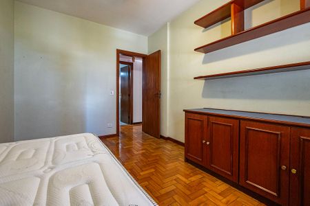 Apartamento para alugar com 166m², 4 quartos e 2 vagas Apartamento para alugar com 166m², 4 quartos e 2 vagasQuarto 3