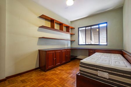 Apartamento para alugar com 166m², 4 quartos e 2 vagas Apartamento para alugar com 166m², 4 quartos e 2 vagasQuarto 3