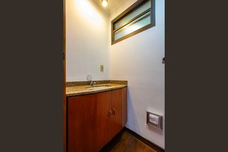 Apartamento para alugar com 166m², 4 quartos e 2 vagas Apartamento para alugar com 166m², 4 quartos e 2 vagasLavabo