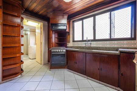 Apartamento para alugar com 166m², 4 quartos e 2 vagas Apartamento para alugar com 166m², 4 quartos e 2 vagasCozinha
