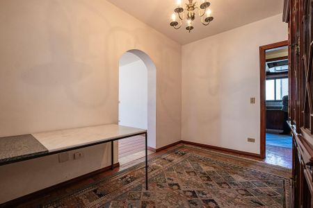 Apartamento para alugar com 166m², 4 quartos e 2 vagas Apartamento para alugar com 166m², 4 quartos e 2 vagasQuarto 4