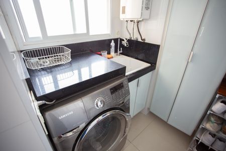 Apartamento à venda com 87m², 2 quartos e 2 vagas Apartamento à venda com 87m², 2 quartos e 2 vagasÁrea de Serviço