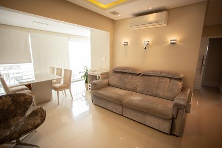 Apartamento à venda com 87m², 2 quartos e 2 vagas Apartamento à venda com 87m², 2 quartos e 2 vagasSala