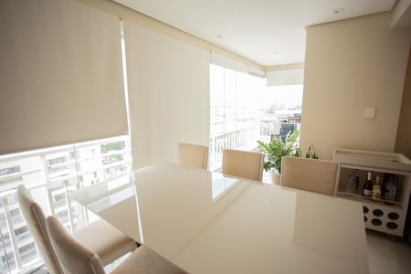 Apartamento à venda com 87m², 2 quartos e 2 vagas Apartamento à venda com 87m², 2 quartos e 2 vagasVaranda da Sala