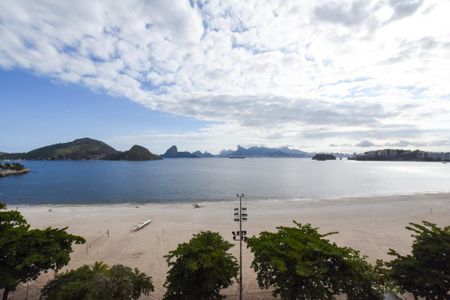 Apartamento à venda com 164m², 4 quartos e 1 vagaEscritório