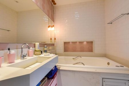 Apartamento à venda com 164m², 4 quartos e 1 vagaBanheiro do Quarto 3