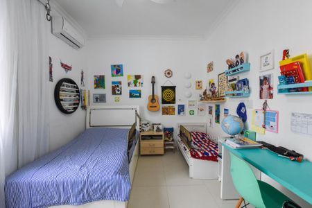 Apartamento à venda com 164m², 4 quartos e 1 vagaQuarto 1