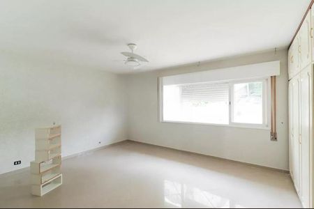 Casa à venda com 500m², 4 quartos e 10 vagas Casa à venda com 500m², 4 quartos e 10 vagasFoto 08