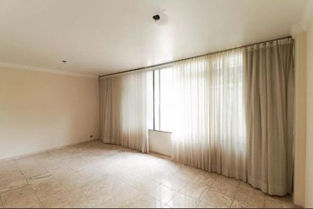 Casa à venda com 500m², 4 quartos e 10 vagas Casa à venda com 500m², 4 quartos e 10 vagasFoto 07