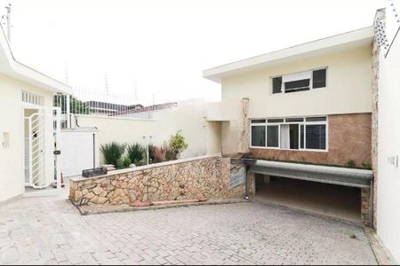 Casa à venda com 500m², 4 quartos e 10 vagas Casa à venda com 500m², 4 quartos e 10 vagasFoto 01