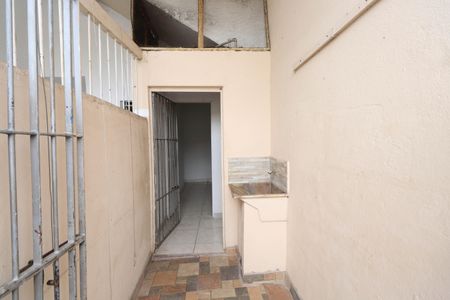 Casa para alugar com 100m², 1 quarto e sem vagaÁrea de Serviço