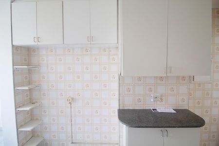 Apartamento à venda com 72m², 2 quartos e 2 vagas Apartamento à venda com 72m², 2 quartos e 2 vagasÁrea de Serviço