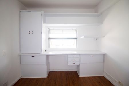 Apartamento à venda com 72m², 2 quartos e 2 vagas Apartamento à venda com 72m², 2 quartos e 2 vagasQuarto 2