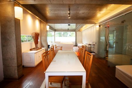 Apartamento à venda com 72m², 2 quartos e 2 vagas Apartamento à venda com 72m², 2 quartos e 2 vagasÁrea comum