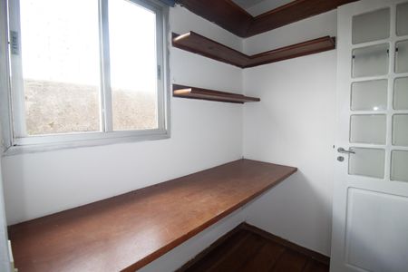 Apartamento à venda com 72m², 2 quartos e 2 vagas Apartamento à venda com 72m², 2 quartos e 2 vagasDespensa