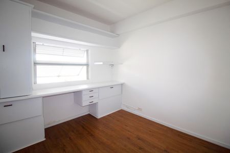 Apartamento à venda com 72m², 2 quartos e 2 vagas Apartamento à venda com 72m², 2 quartos e 2 vagasQuarto