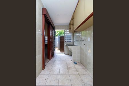 Casa à venda com 260m², 5 quartos e 6 vagasÁrea de Serviço